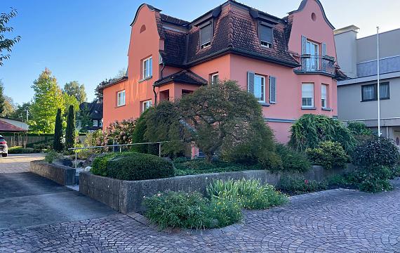 Exklusives Einfamilienhaus direkt im Zentrum von Altach zu vermieten! in Altach